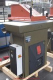 zwenkarmstansmachine
